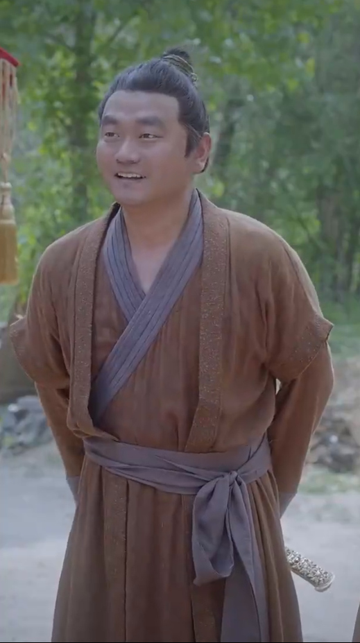 悠悠寸草心短剧第05集